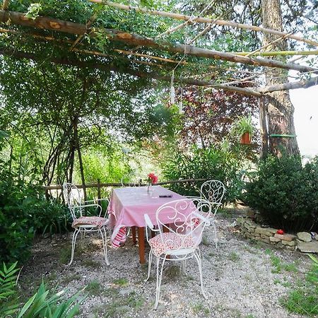 B&B Della Rosa Civitella D'Arna Exterior photo