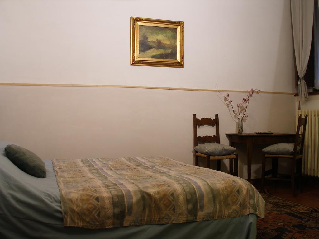 B&B Della Rosa Civitella D'Arna Room photo