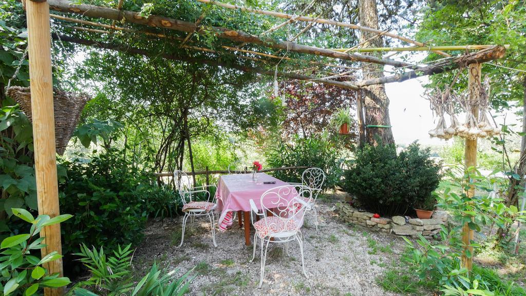 B&B Della Rosa Civitella D'Arna Exterior photo